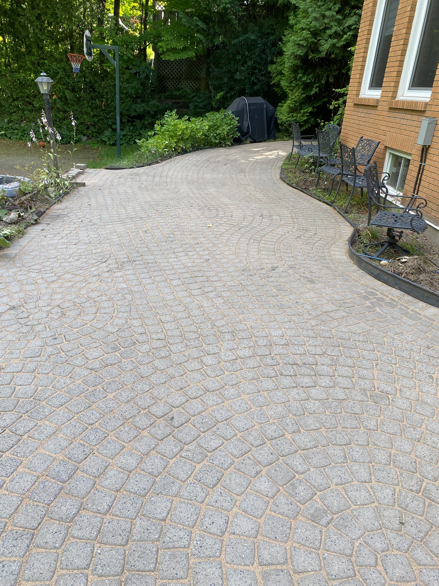 Pavé uni après restauration